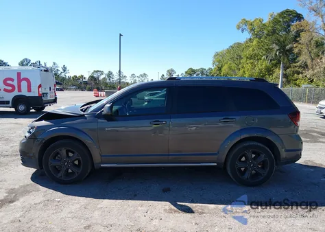 2018 Dodge Journey Crossroad Awd z USA, uszkodzony, nr VIN 3C4PDDGG7JT511190